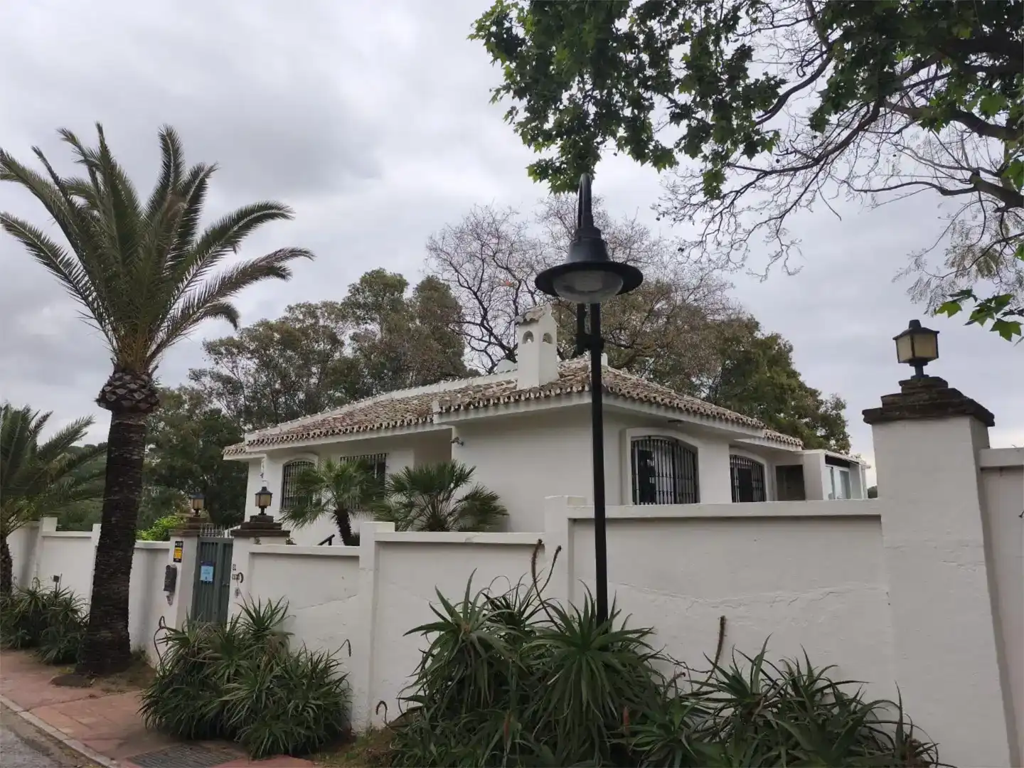 Vista exterior de Piso en venta en Marbella con Aire acondicionado y Piscina
