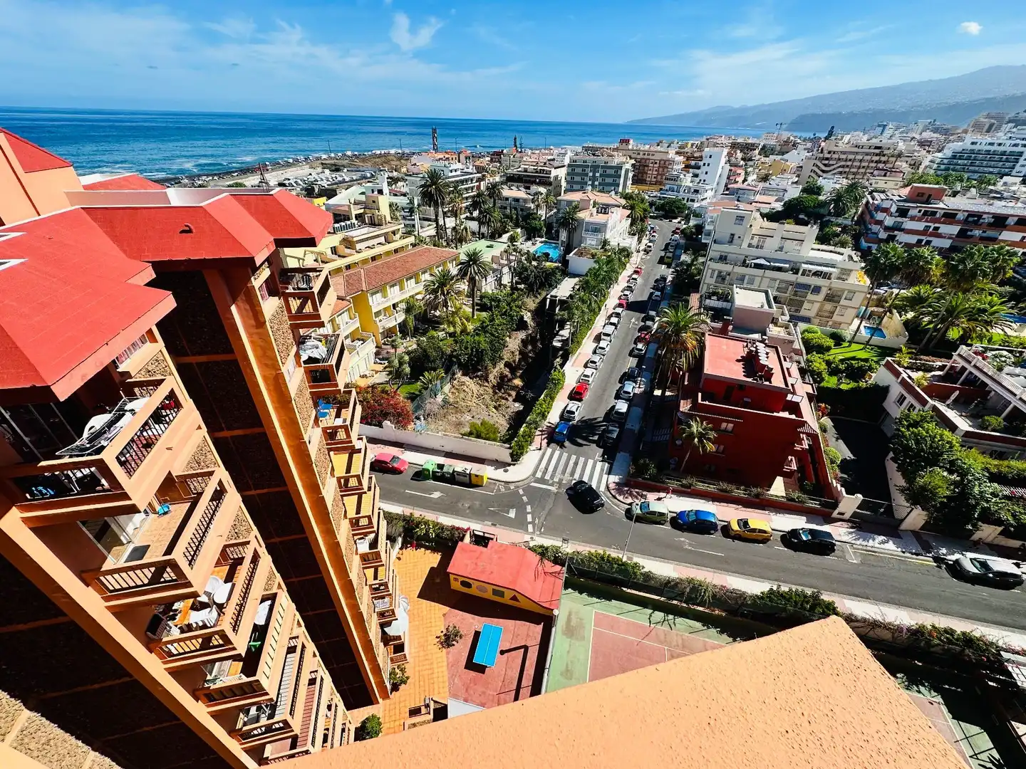 Vista exterior de Estudio en venta en Puerto de la Cruz con Trastero, Amueblado y Piscina comunitaria