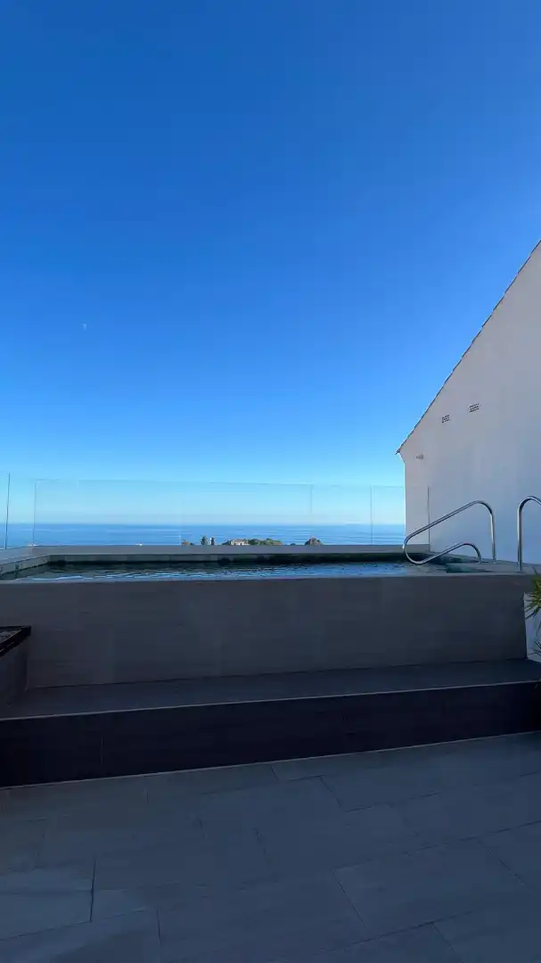 Terrace of Flat for rent in Benalmádena  with Air Conditioner, Terrace and Furnished