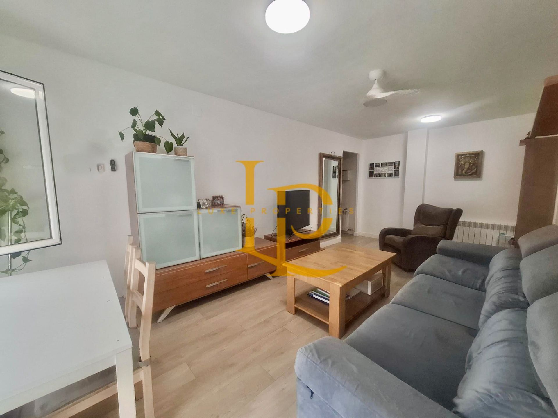 Flat for sale in Carrer de l'Abat Escarré