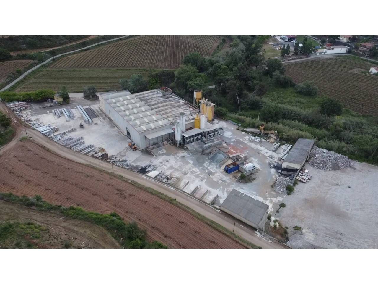 Exterior view of Industrial land for sale in Mediona