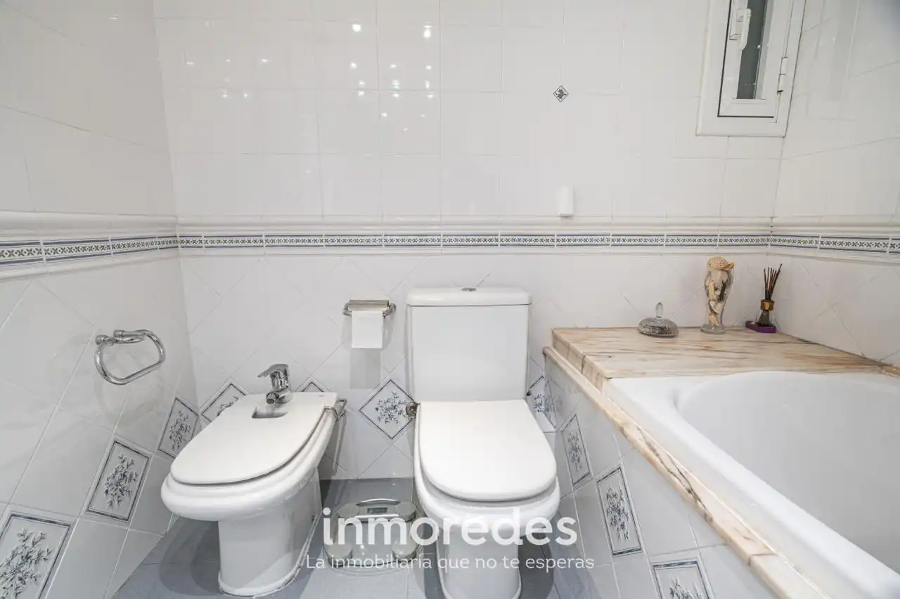 Piso con terraza en venta en Carrer de Bailèn, imagen 13