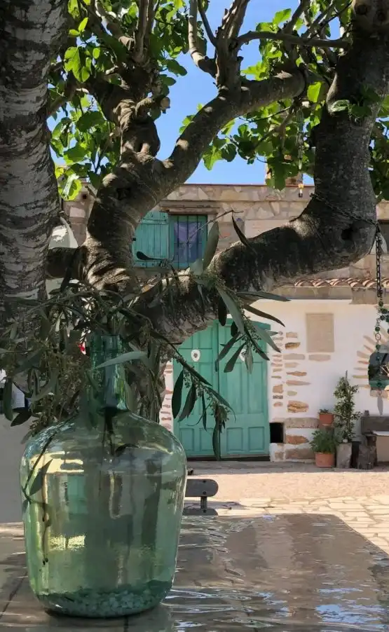 Vista exterior de Casa o xalet en venda en Camarles amb Calefacció, Terrassa i Traster