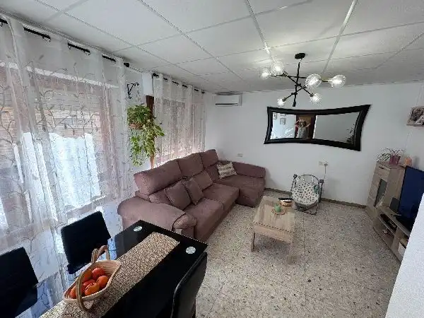 Sala d'estar de Pis en venda en Bigastro amb Balcó