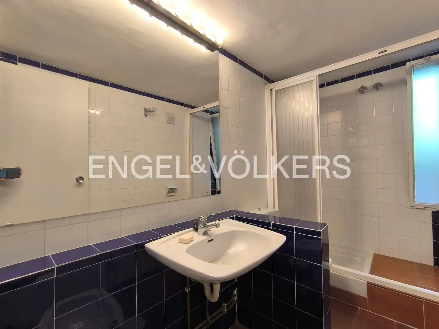 Badezimmer von Einfamilien-Reihenhaus zur Miete in Barcelona mit Heizung, Terrasse und Schwimmbad
