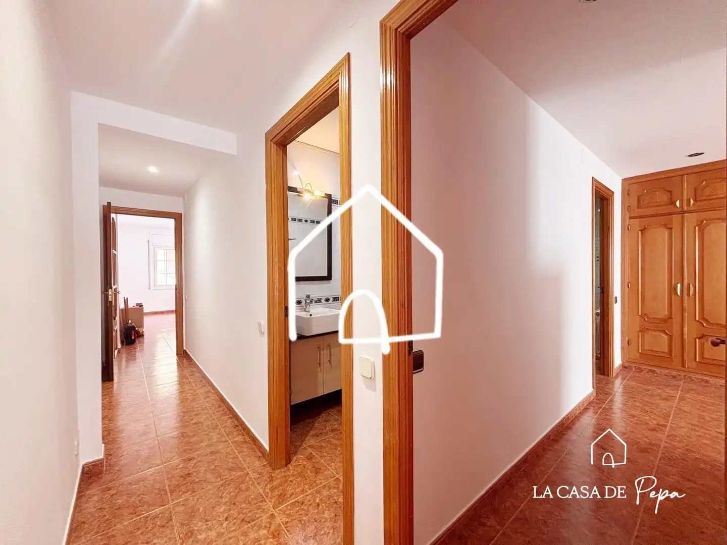 Vista exterior de Piso en venta en Viladecans con Aire acondicionado, Calefacción y Terraza