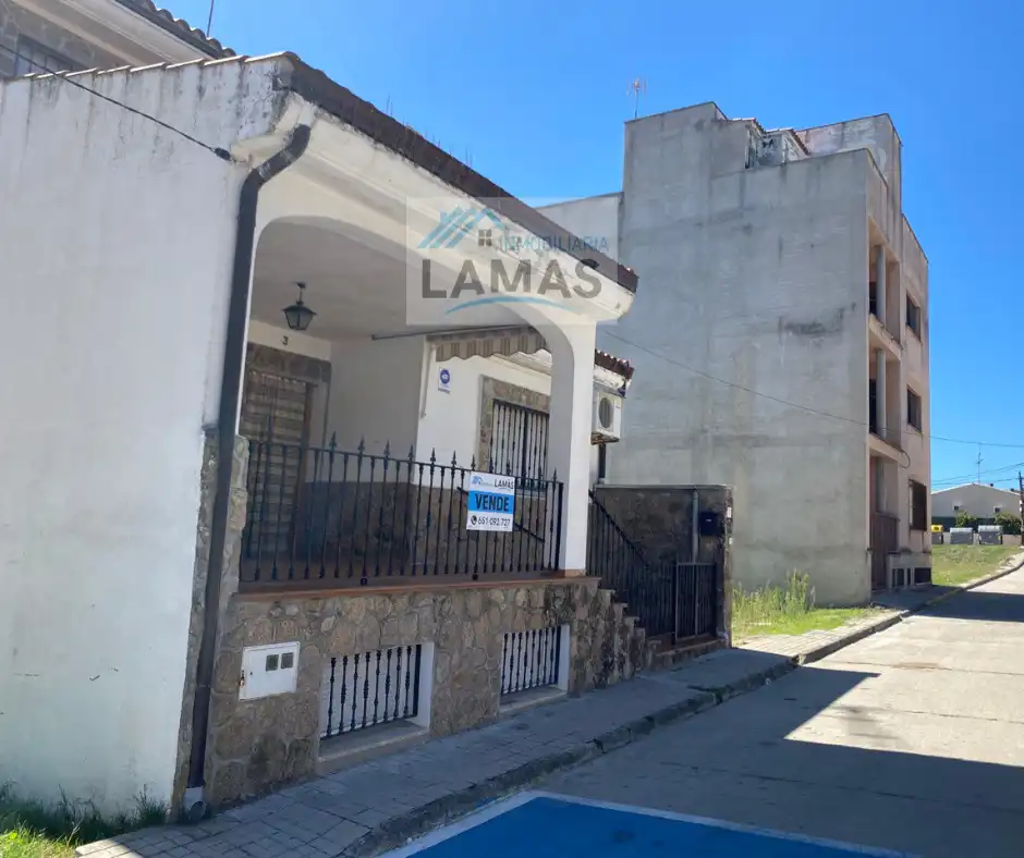 Vista exterior de Casa o chalet en venta en Talayuela con Aire acondicionado, Calefacción y Terraza