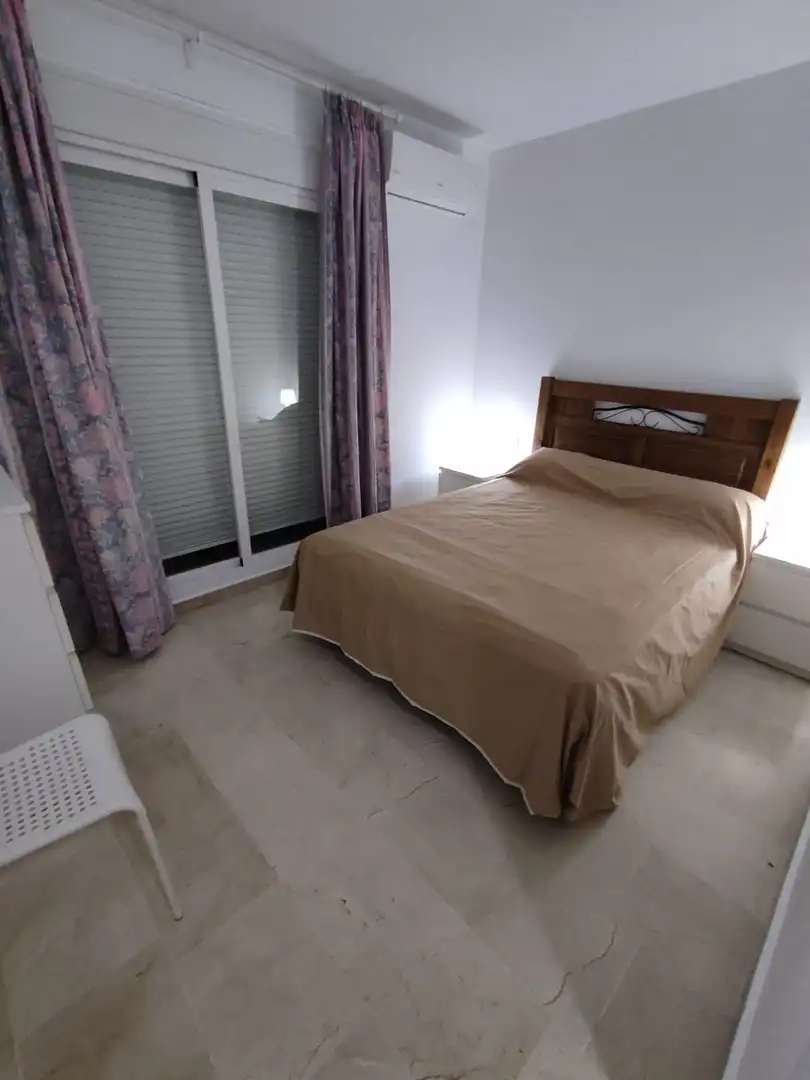 Bedroom of Flat for rent in Algeciras  with Air Conditioner, Furnished and Pets allowed