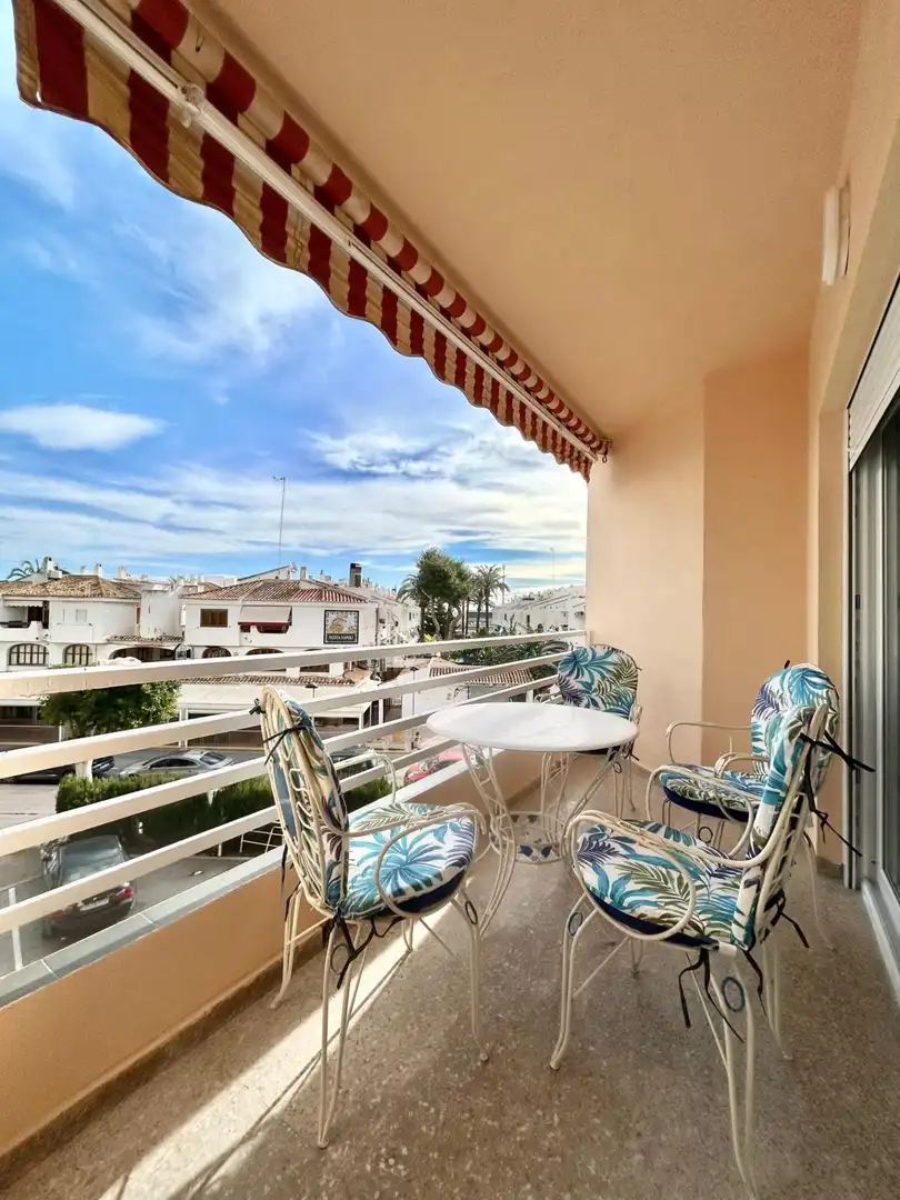 Terrassa de Apartament de lloguer en La Pobla de Farnals amb Aire condicionat, Terrassa i Moblat