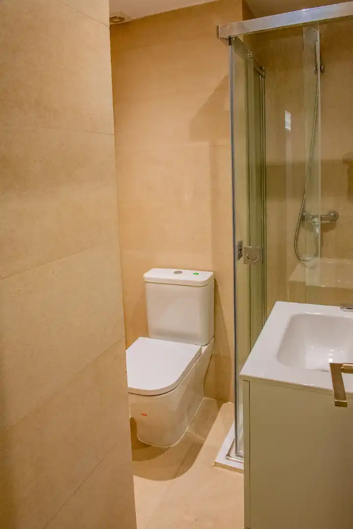 Baño de Piso en venta en Madrid con Aire acondicionado, Calefacción y Parquet