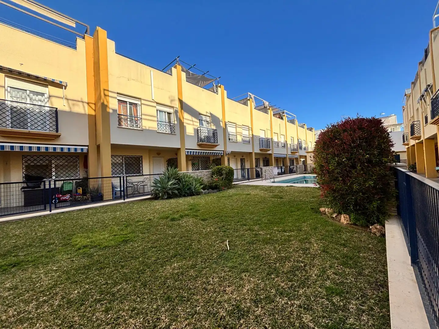 Außenansicht von Einfamilien-Reihenhaus zum Verkauf in Málaga Capital