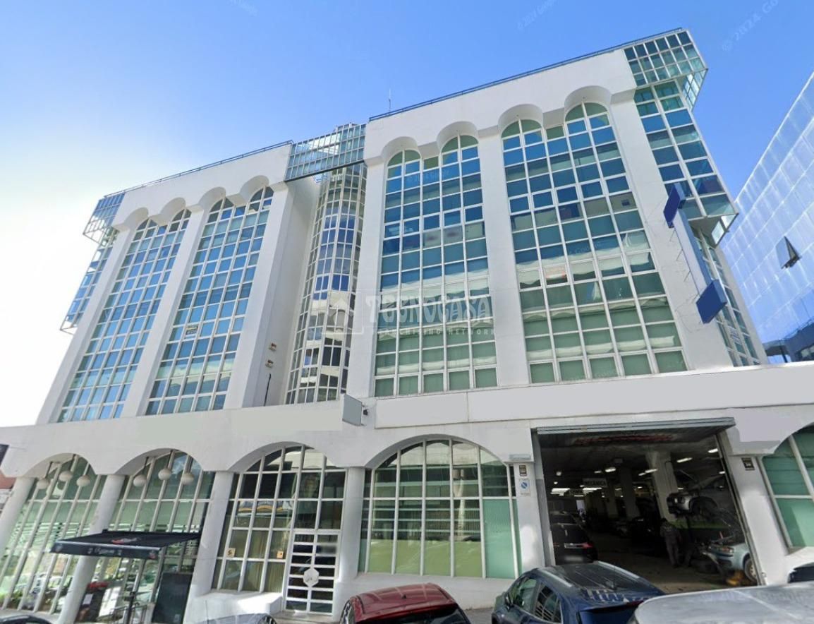Vista exterior de Local en venta en  Madrid Capital con Aire acondicionado