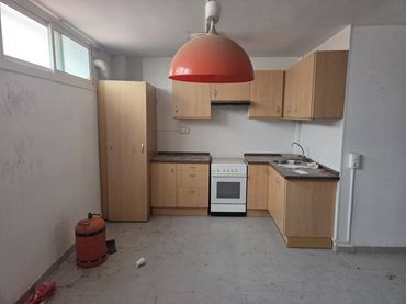 Business premises to rent in Centre