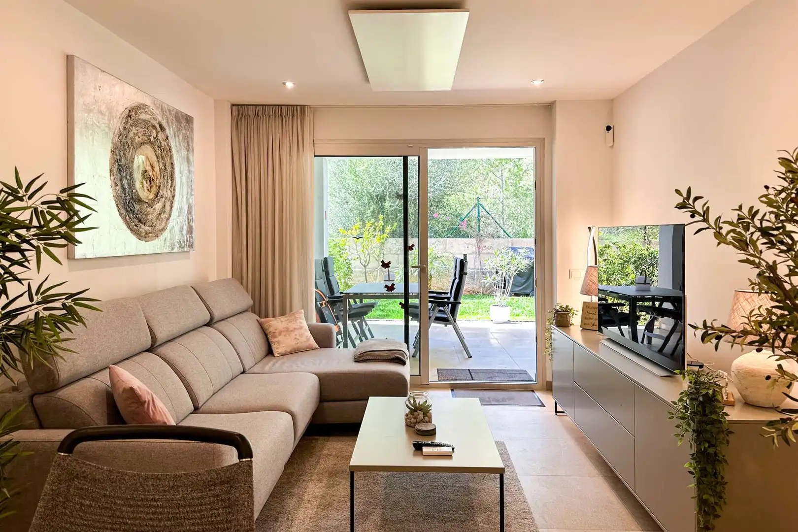 Sala d'estar de Planta baixa en venda en Son Servera amb Aire condicionat, Terrassa i Moblat