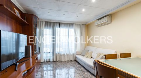 Foto 2 de Piso en venta en La Bordeta, Barcelona Capital