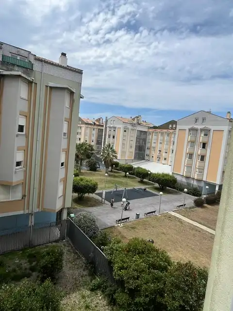 Außenansicht von Wohnung zur Miete in Santa Cruz de Bezana mit Heizung, Parkett und Möbliert