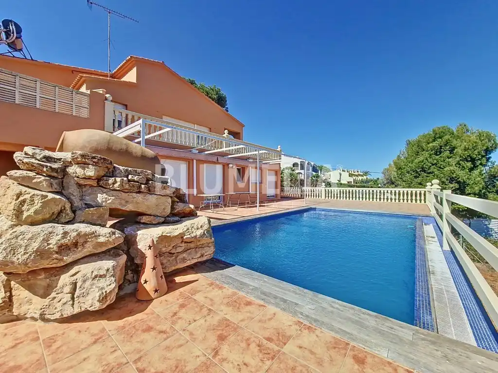 Casa o chalet en venta en Calle Ginjol, El Montgó