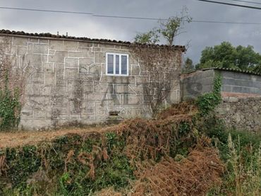 House with garden for sale in LG BARRABAITE