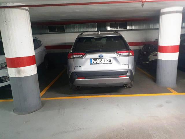 Garaje en Alquiler en Calle Municipi, 18 en El Clot