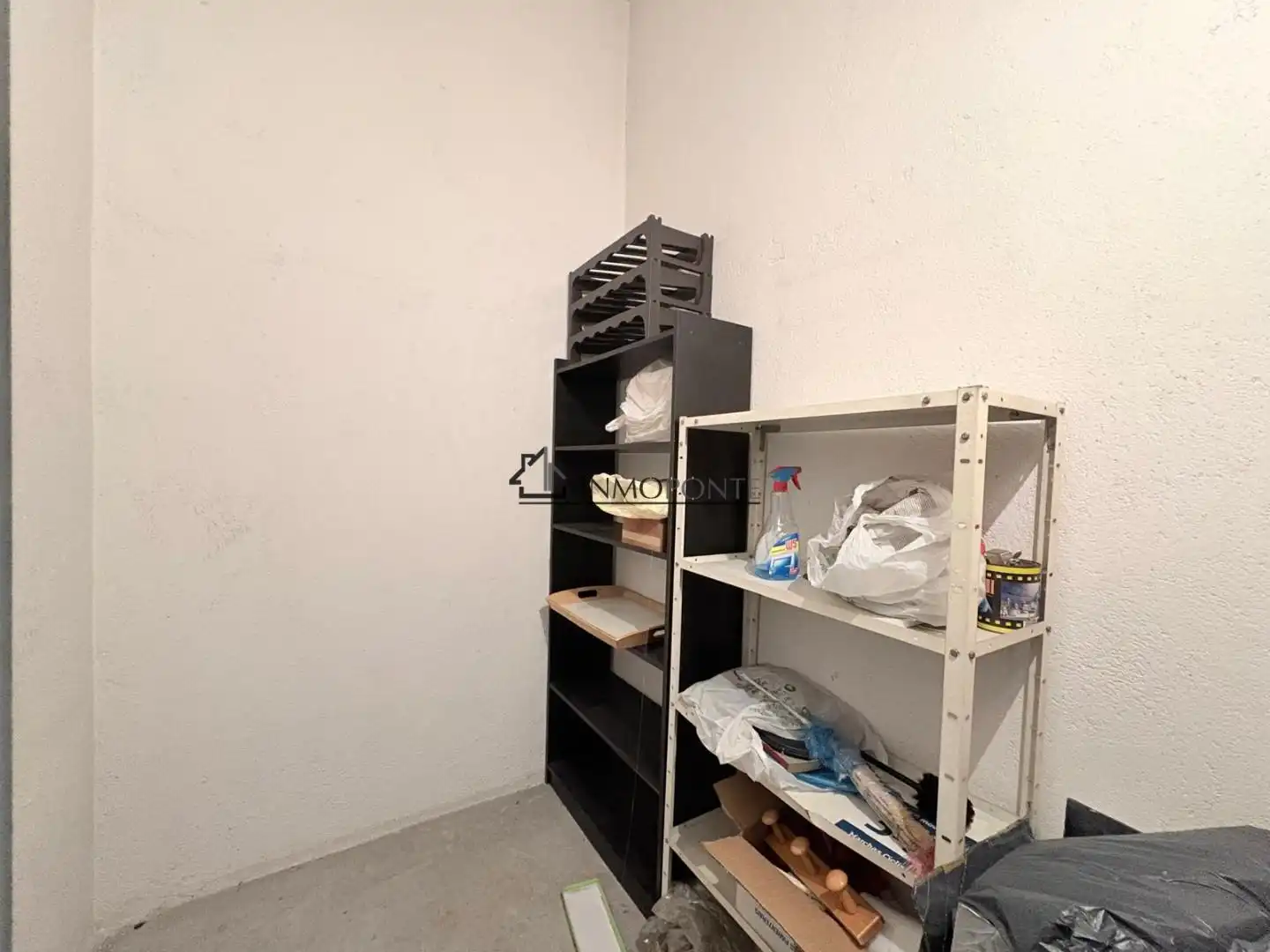 Piso de alquiler en Pontevedra Capital  con Calefacción, Terraza y Trastero