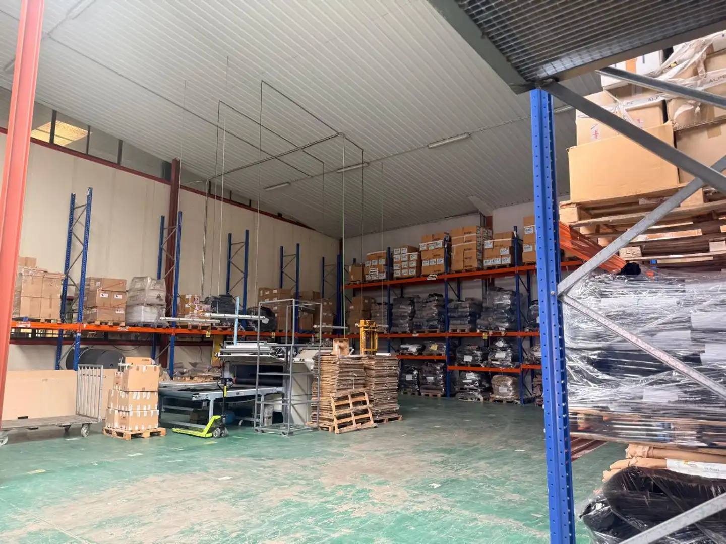 Nave industrial de alquiler en Santa Cruz del Retamar