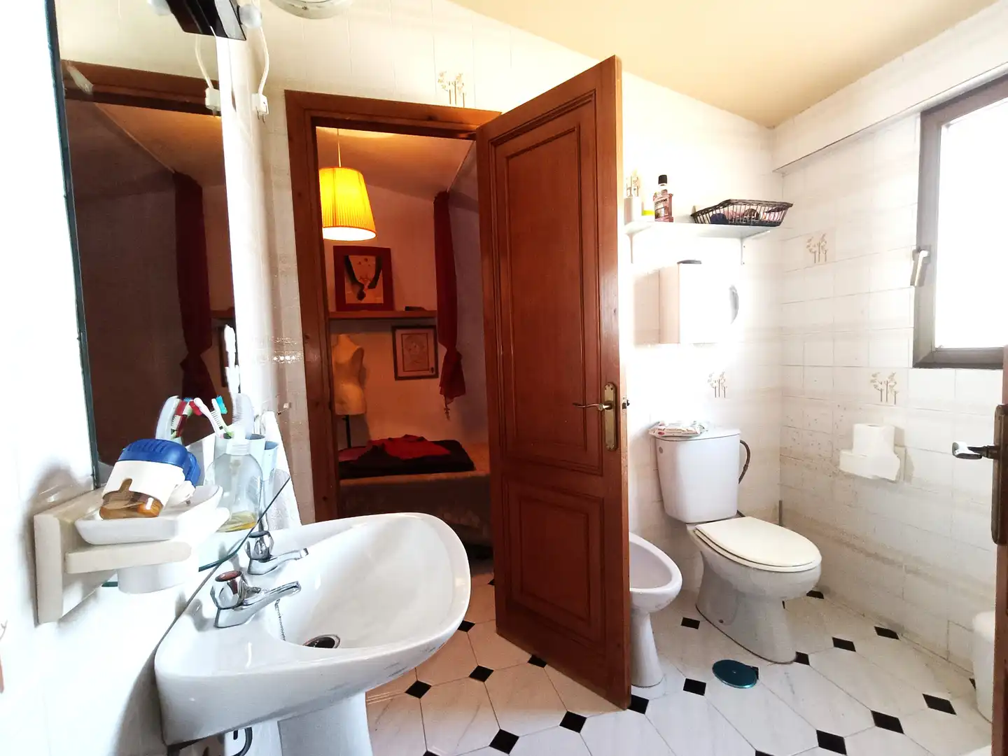 Bany de Casa adosada en venda en Villanueva del Ariscal amb Aire condicionat, Jardí privat i Terrassa