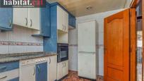 Cuina de Casa adosada en venda en Canyelles amb Terrassa