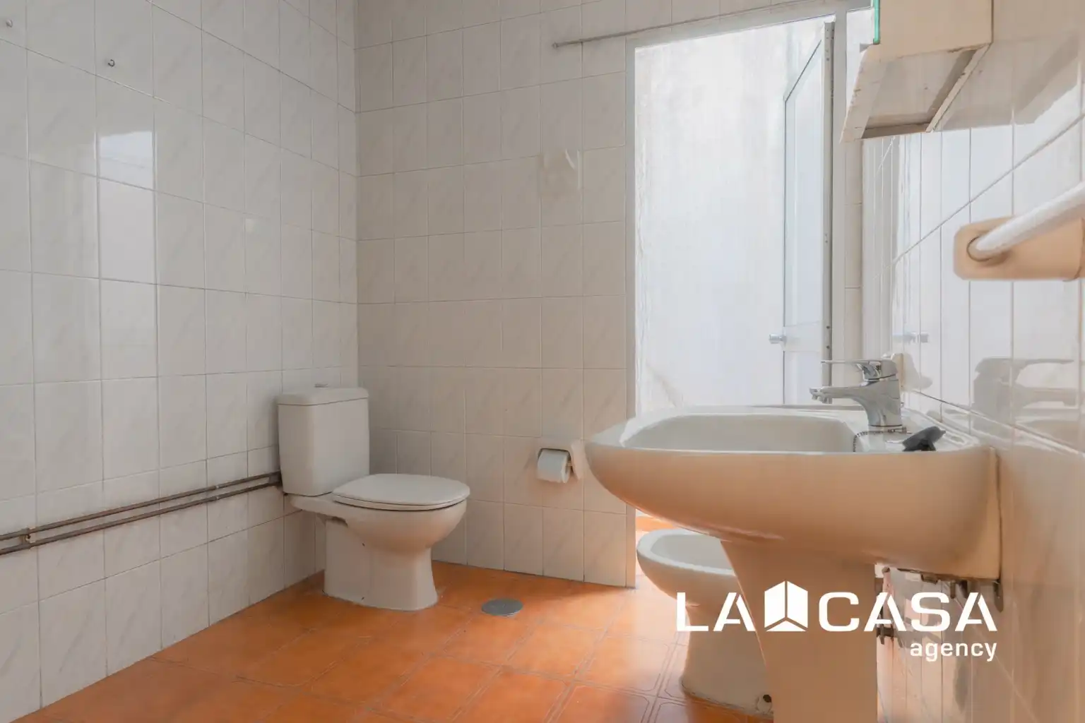 Bany de Casa o xalet en venda en Dos Hermanas amb Terrassa