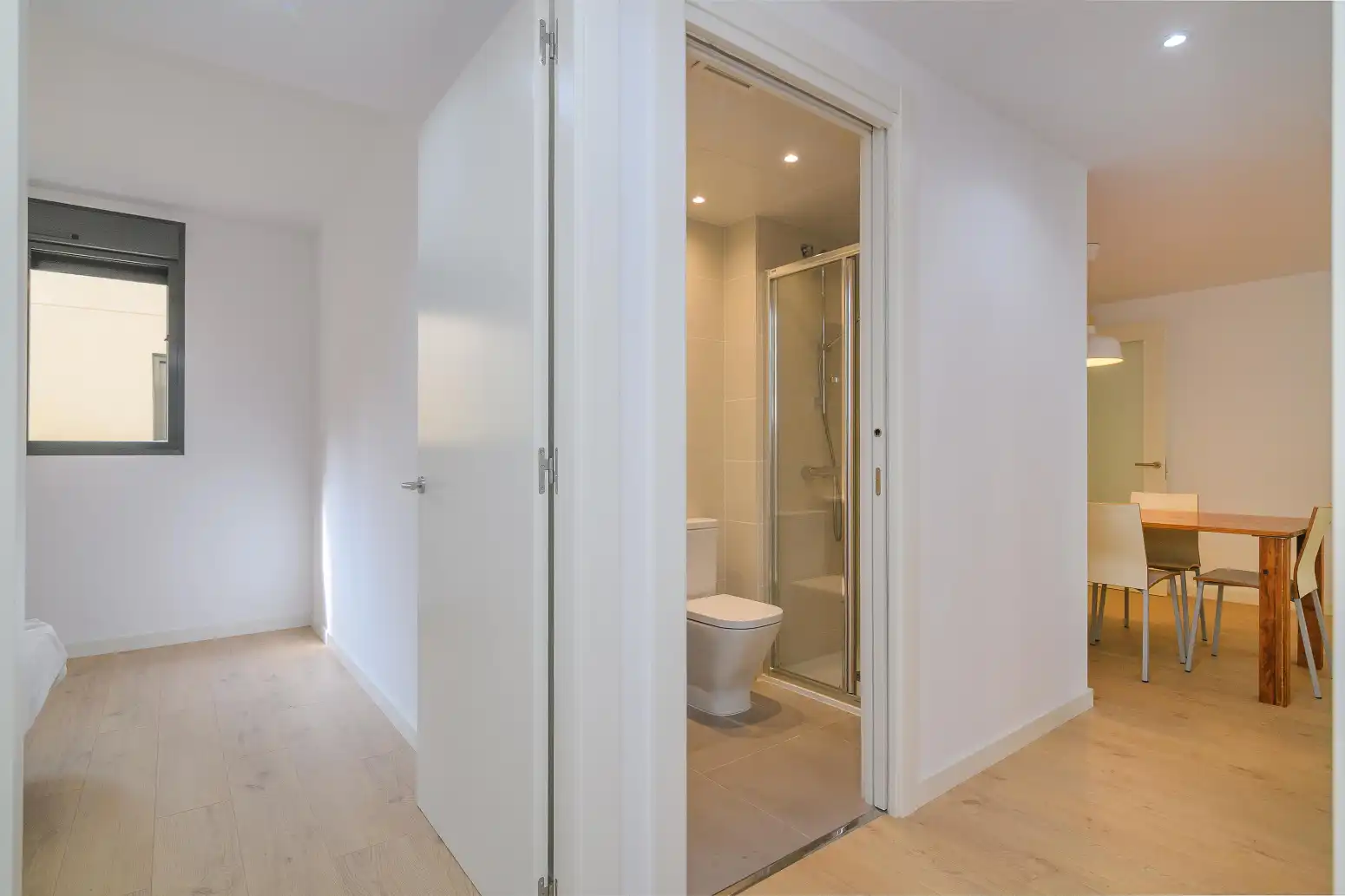 Bathroom of Flat for sale in Sant Boi de Llobregat  with Air Conditioner, Heating and Balcony