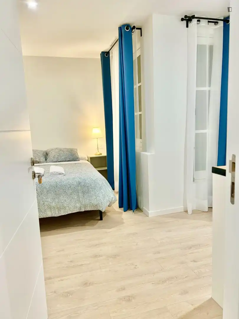 Habitación de Estudio de alquiler en Madrid con Aire acondicionado, Calefacción y Amueblado