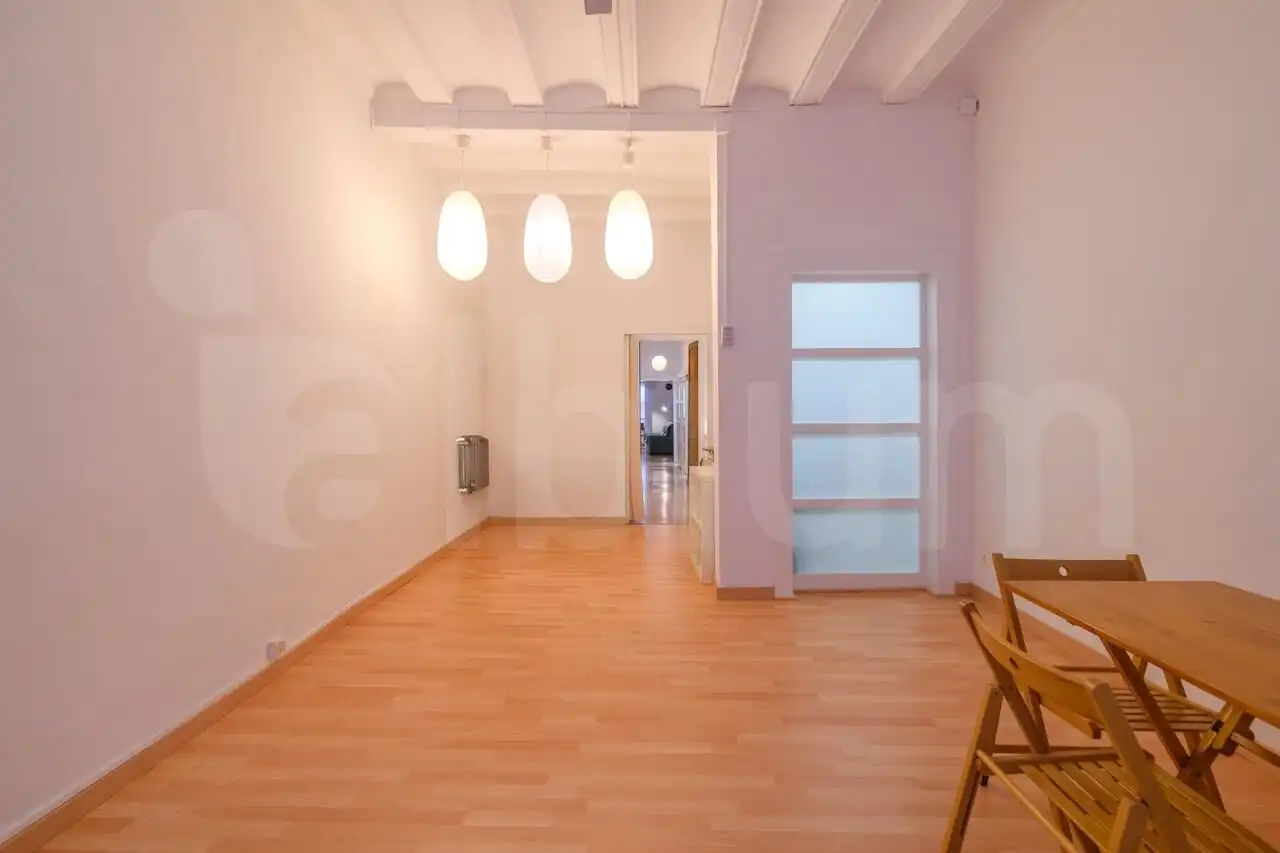 Wohnzimmer von Wohnung zum Verkauf in Barcelona mit Heizung, Parkett und Terrasse