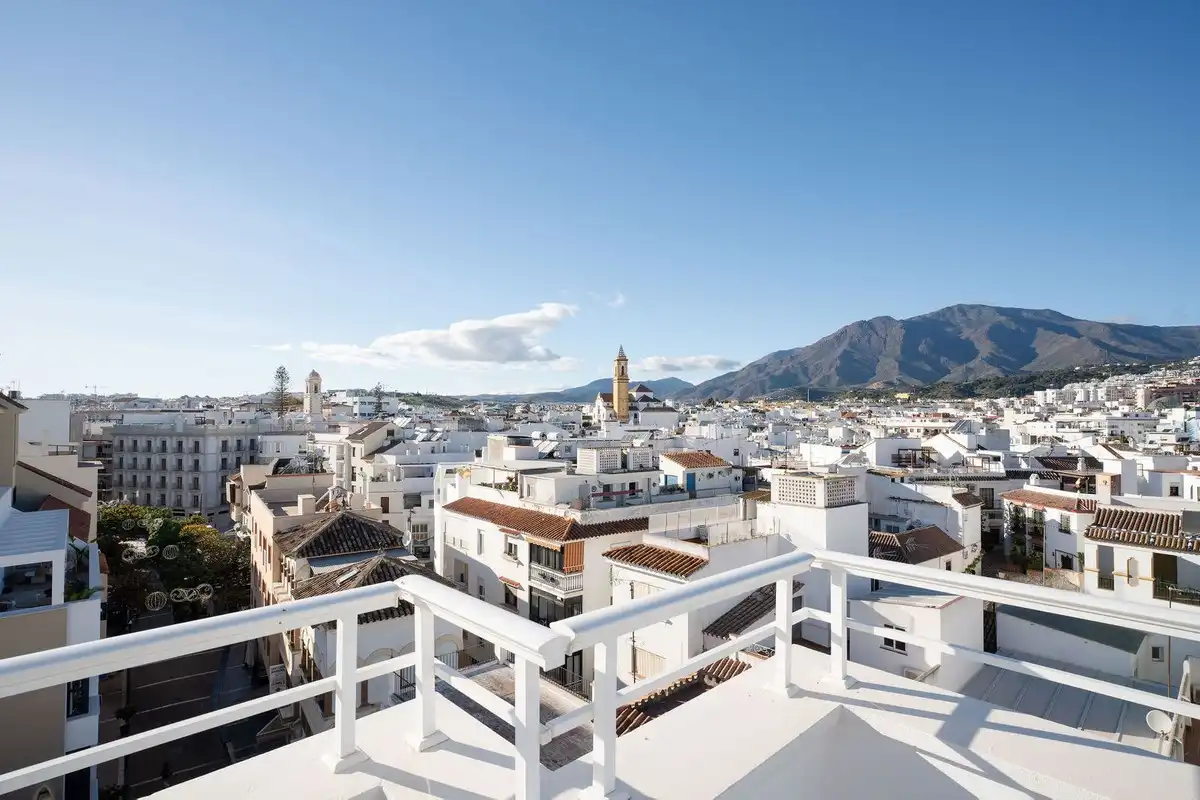 Àtic amb ascensor en venda a Estepona Pueblo, imagen 2