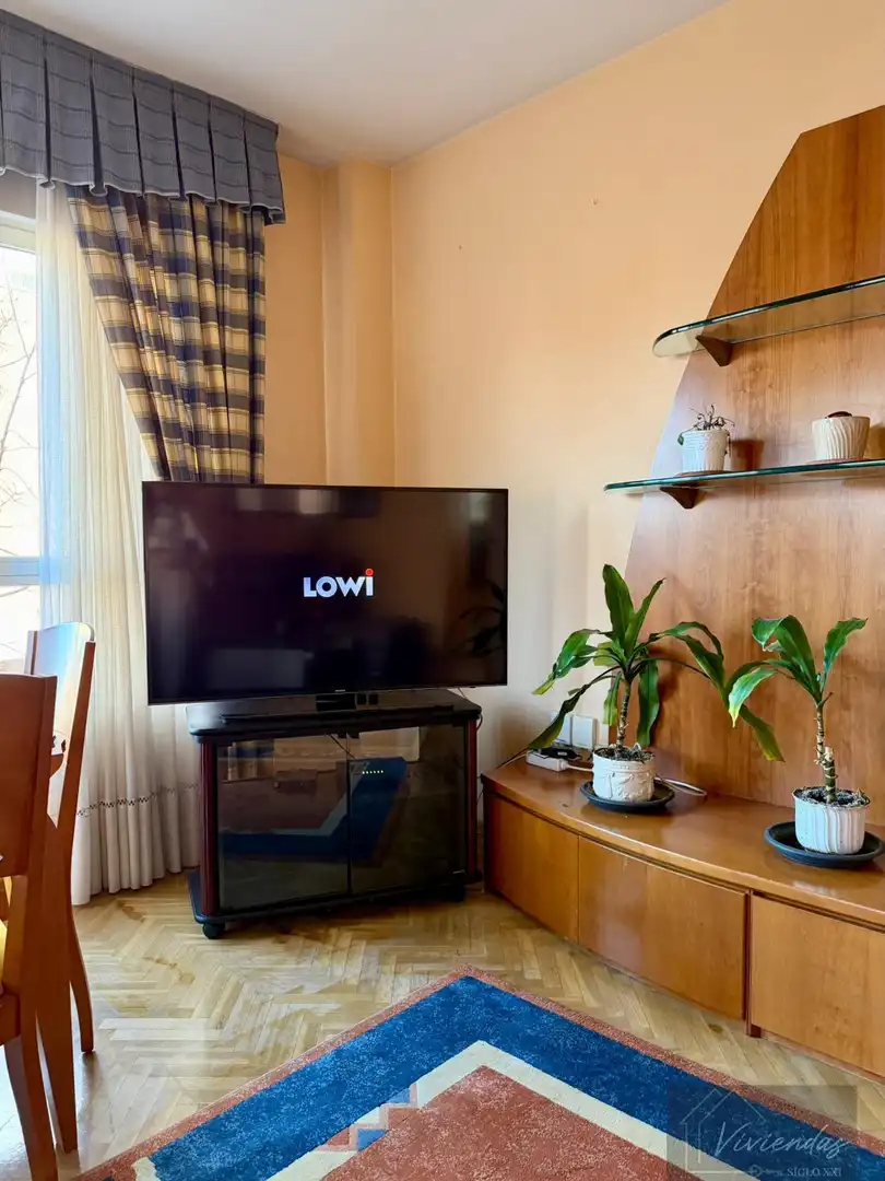 Living room of Flat for sale in Boadilla del Monte  with Air Conditioner, Heating and Parquet flooring