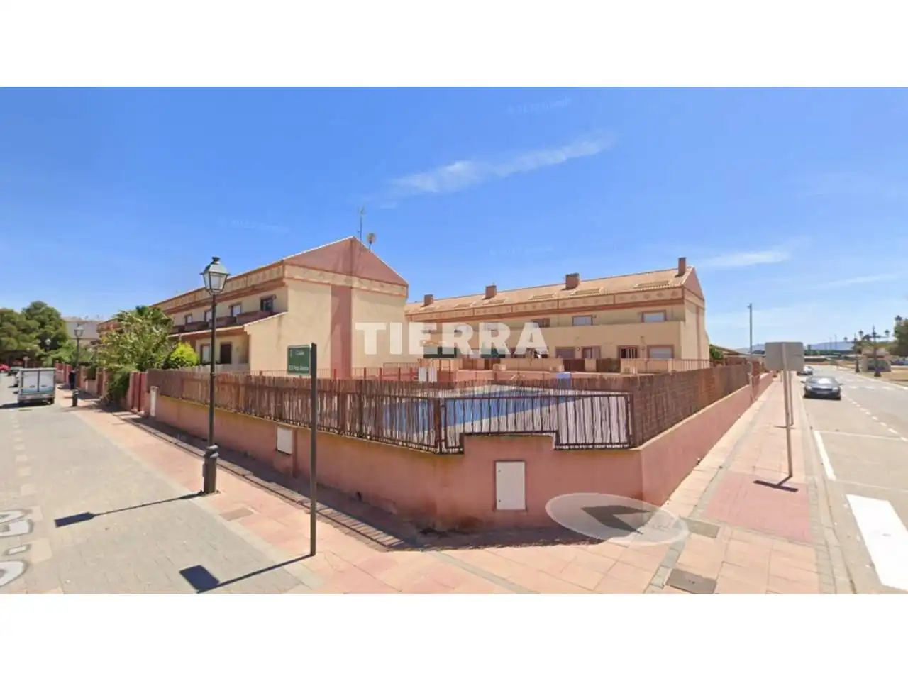 Adossat amb piscina en venda a Calle ATS PEPE ALARCON, imagen 2