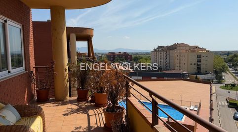 Foto 2 de Piso en venta en Carrer Mare de Déu de Montserrat, Creu de la Mà, Figueres
