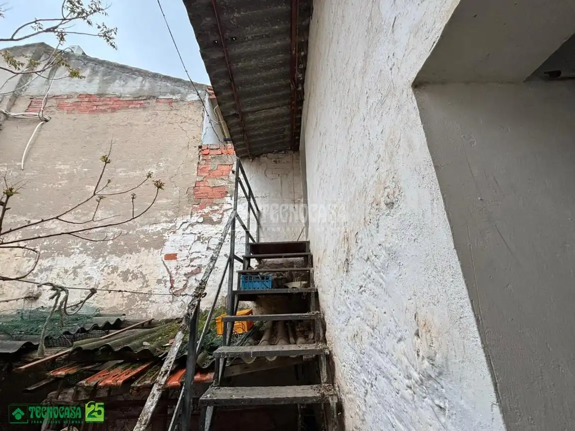 Vista exterior de Casa adosada en venta en Almagro