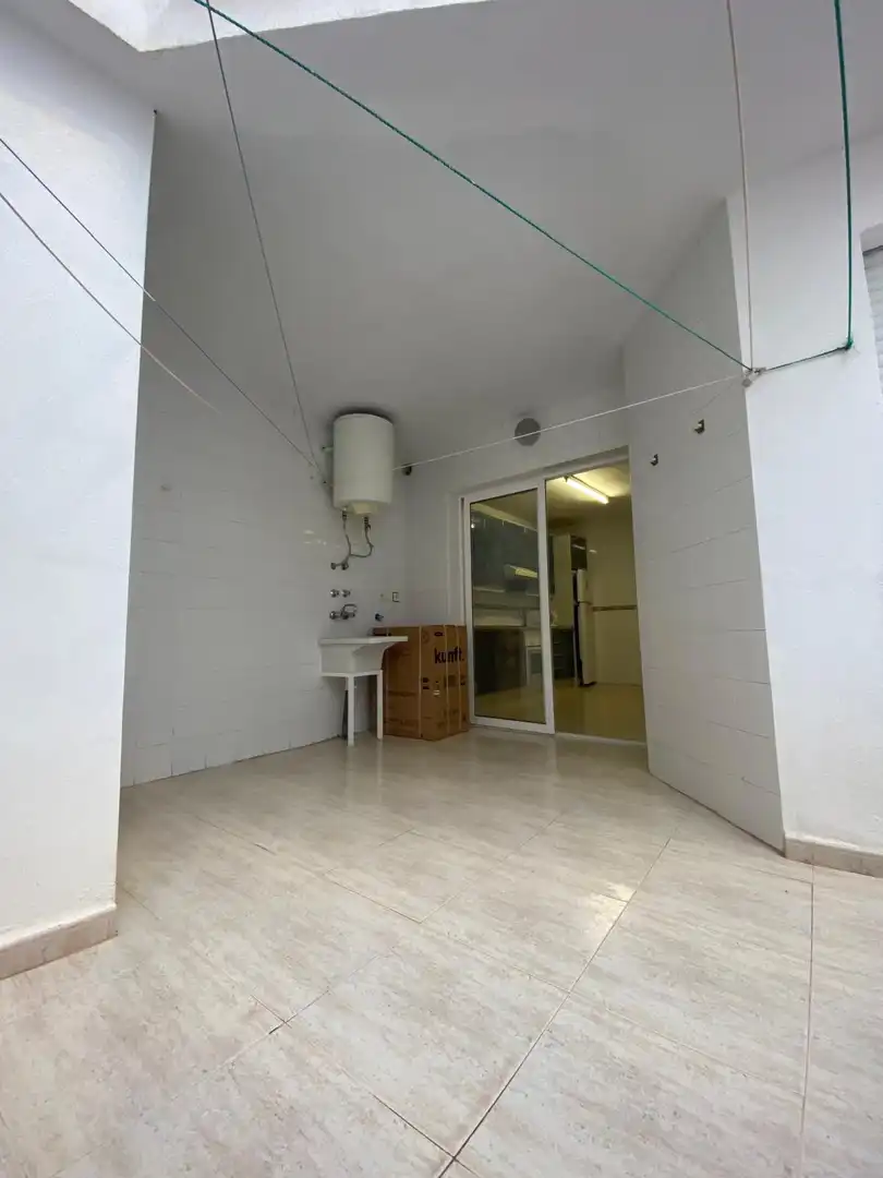 Piso de alquiler en Calle CAMPOAMOR, 99, Los Cuarteros