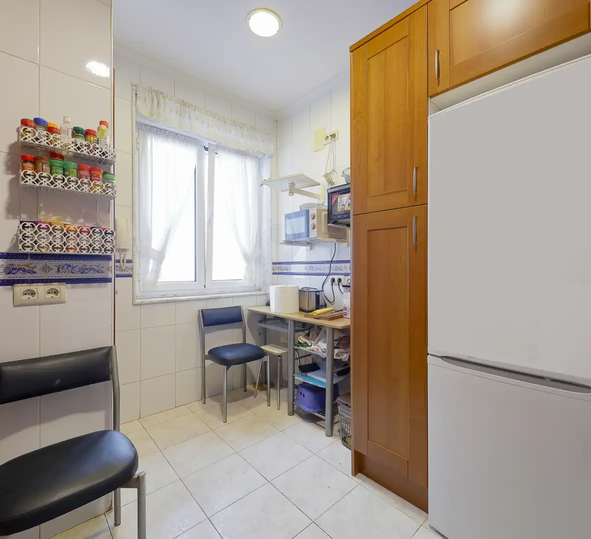 Cocina de Piso en venta en Oviedo  con Calefacción