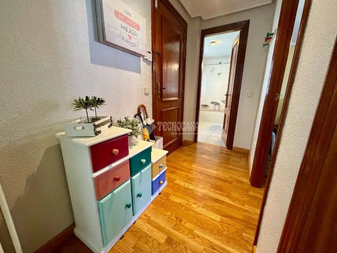 Piso de alquiler en León Capital  con Aire acondicionado y Calefacción