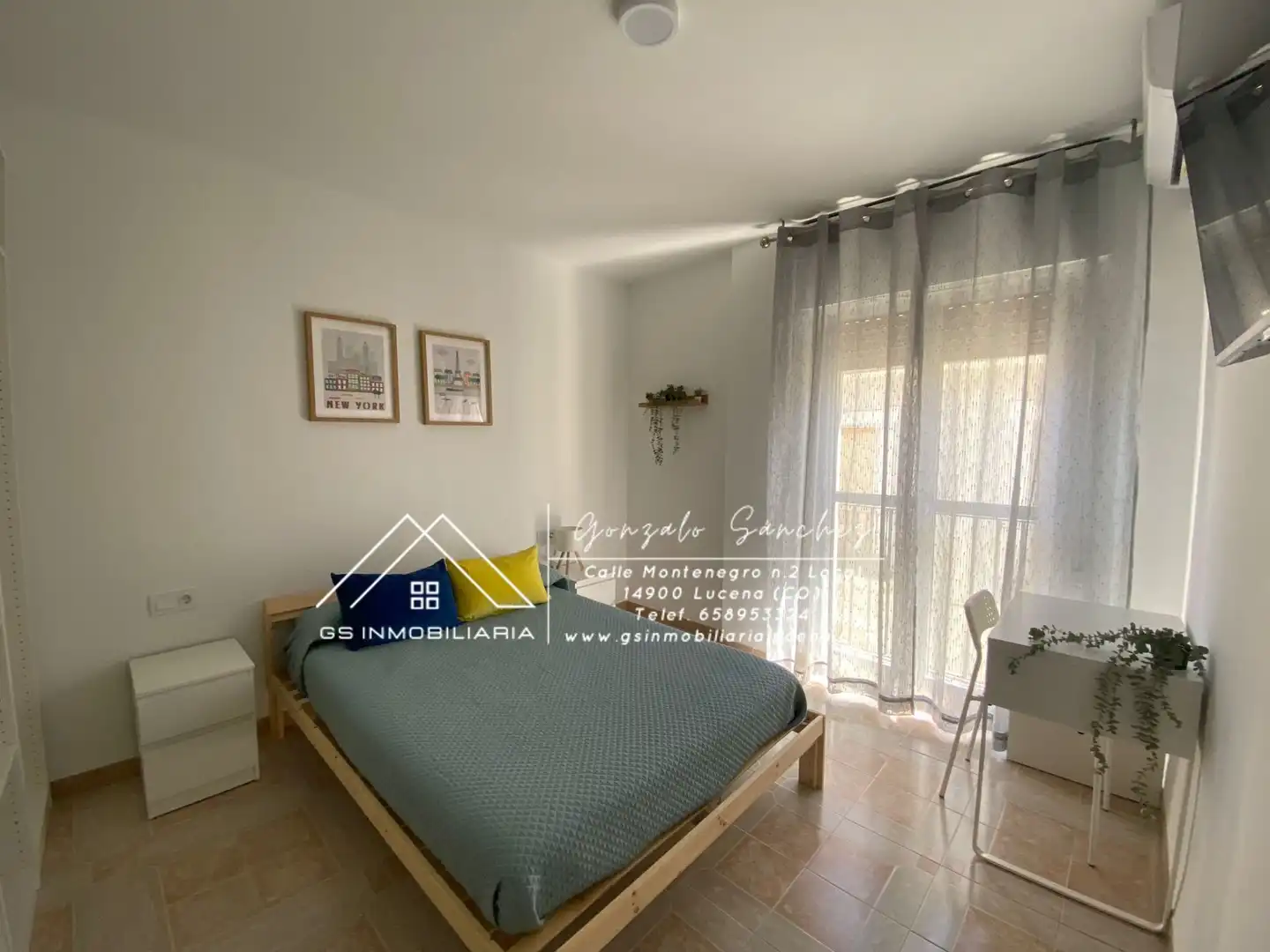 Habitación de Apartamento de alquiler en Lucena con Aire acondicionado y Amueblado