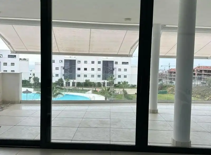 Piscina de Apartament de lloguer en Fuengirola amb Aire condicionat, Terrassa i Piscina