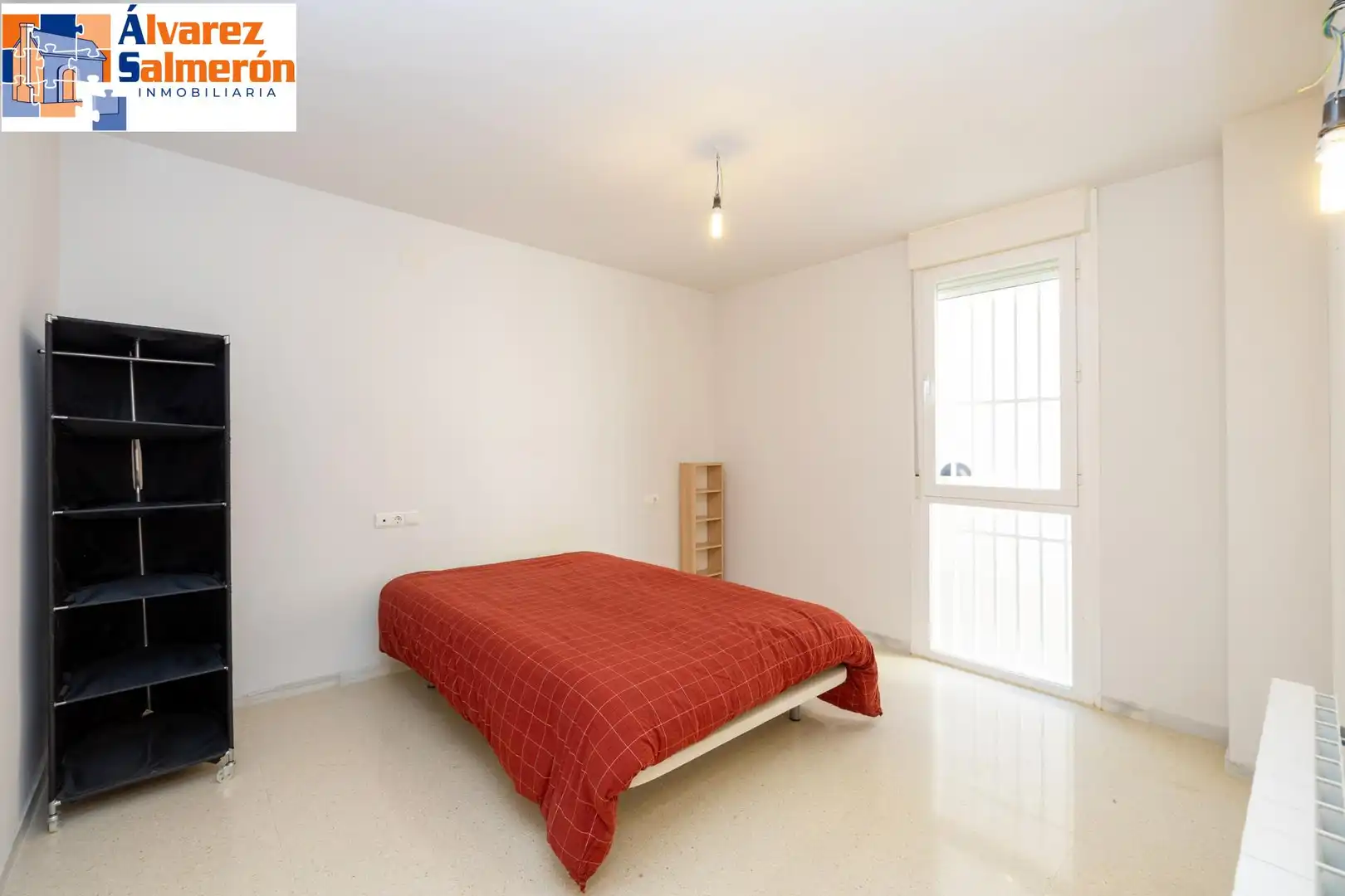 Bedroom of Flat for sale in Granada