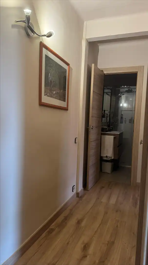 Wohnung zum Verkauf in Cornellà de Llobregat mit Klimaanlage, Heizung und Parkett
