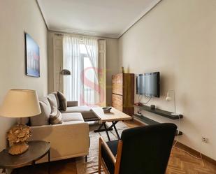 Living room of Flat to rent in  Madrid Capital  with Air Conditioner and Balcony