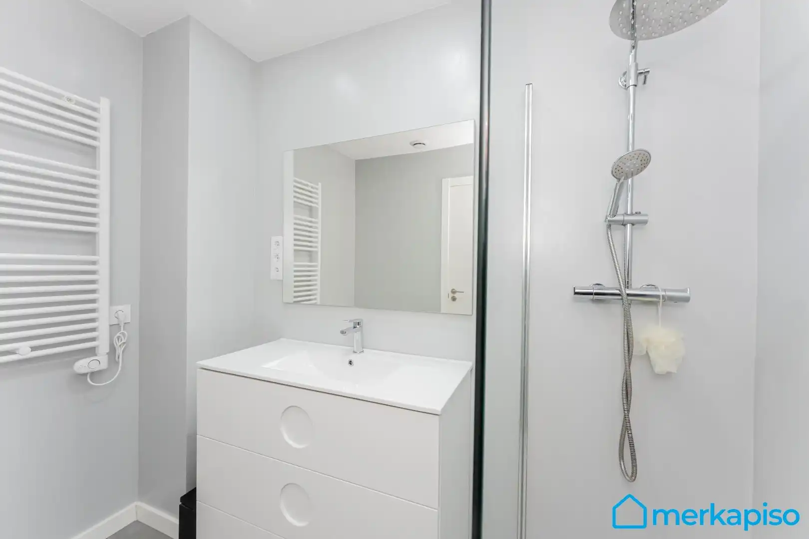 Baño de Piso en venta en Viladecans con Aire acondicionado y Balcón