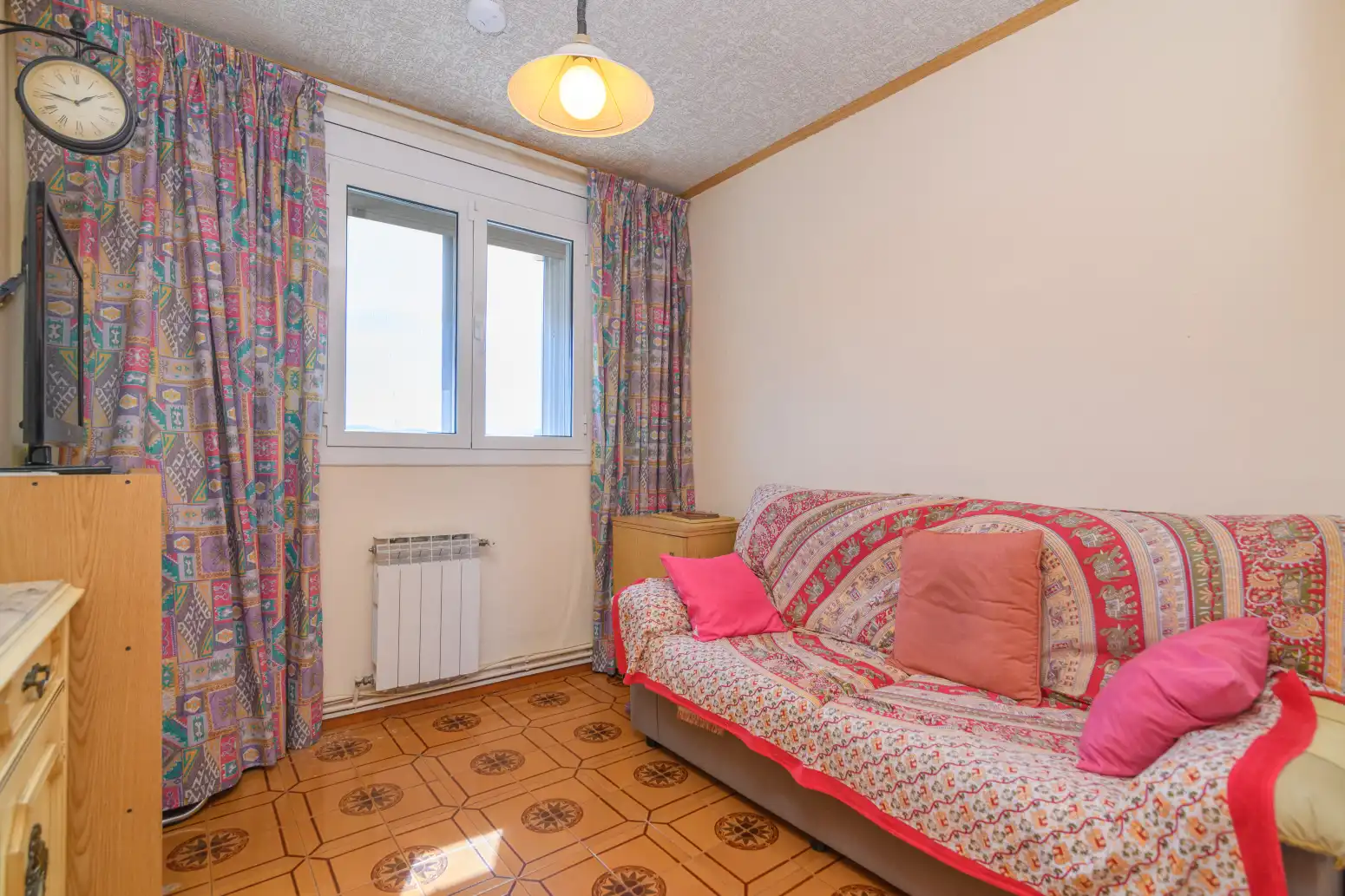 Bedroom of Flat for sale in Cornellà de Llobregat  with Air Conditioner, Heating and Storage room