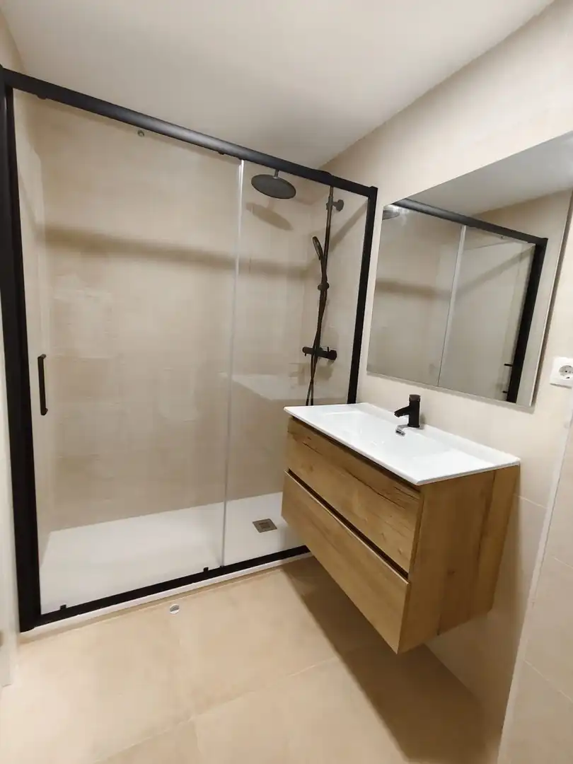 Bathroom of Flat for rent in Córdoba  with Air Conditioner and Terrace
