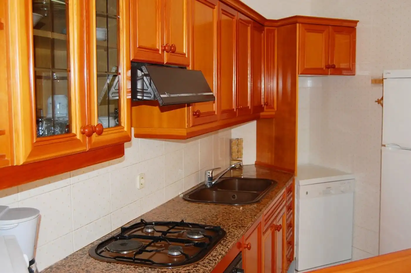Cocina de Casa o chalet en venta en Deltebre con Jardín privado, Terraza y Piscina