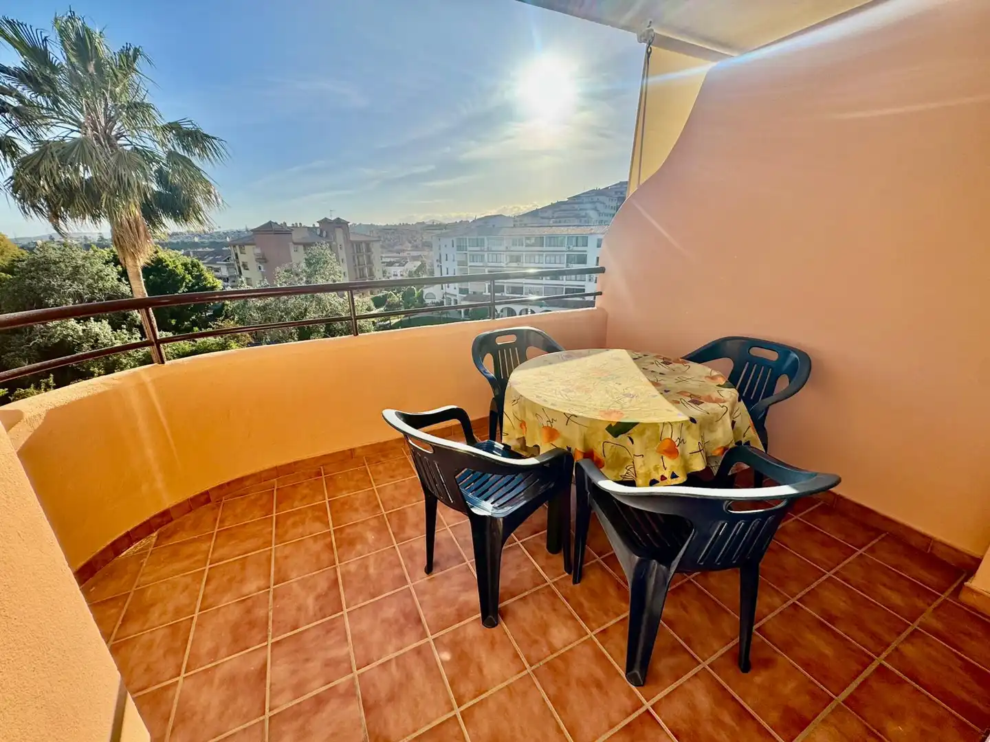 Terrasse von Wohnungen zum Verkauf in Fuengirola mit Terrasse, Möbliert und Ofen