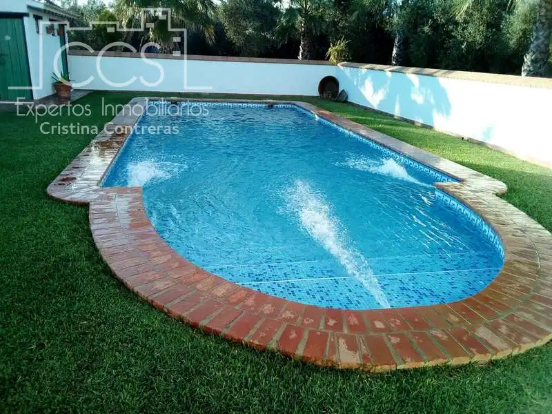 Casa rústica amb piscina en venda a Pilas, imagen 12